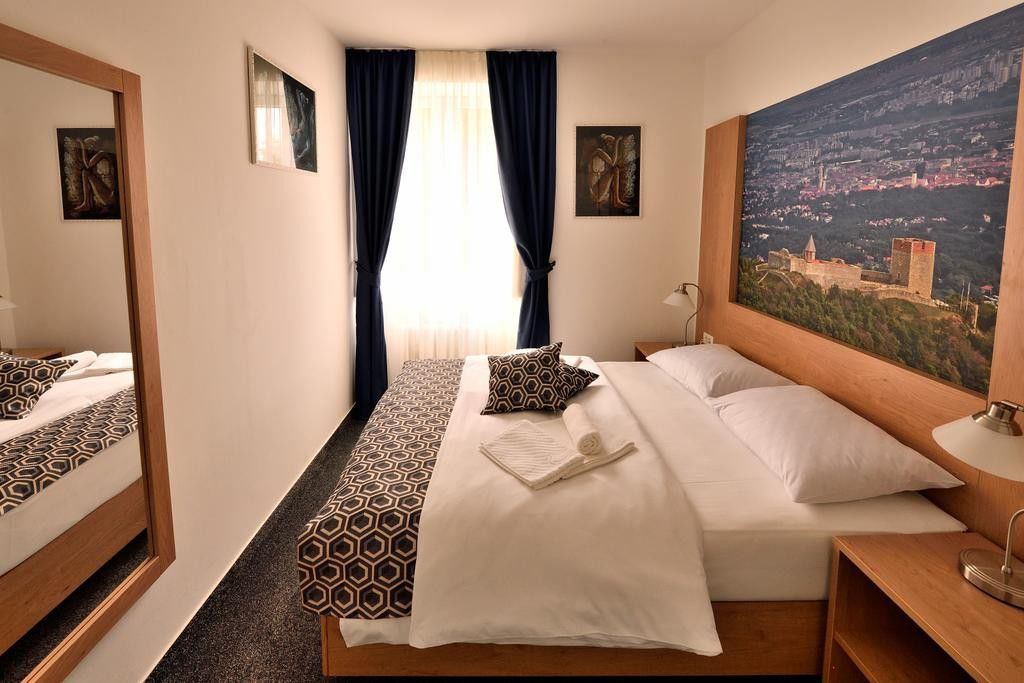 Hotel Orient Zagreb Luaran gambar